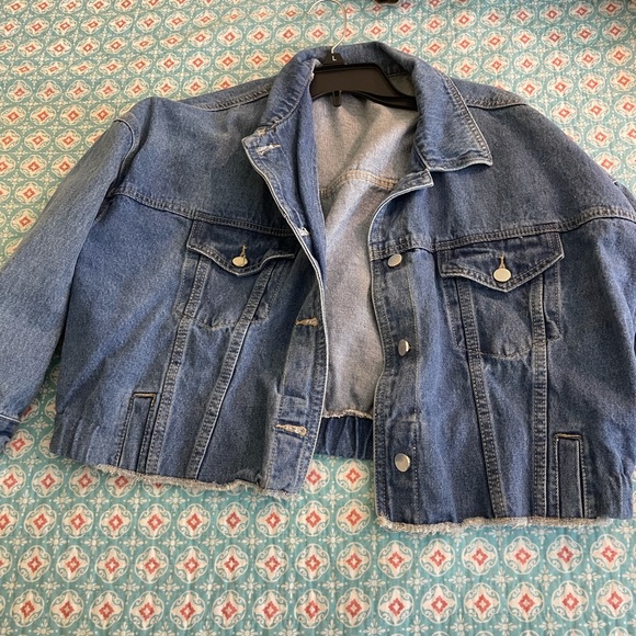 Jean jacket - Picture 2 of 4